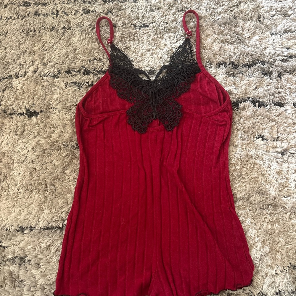 Elegant Red Lace Trim Cami Top